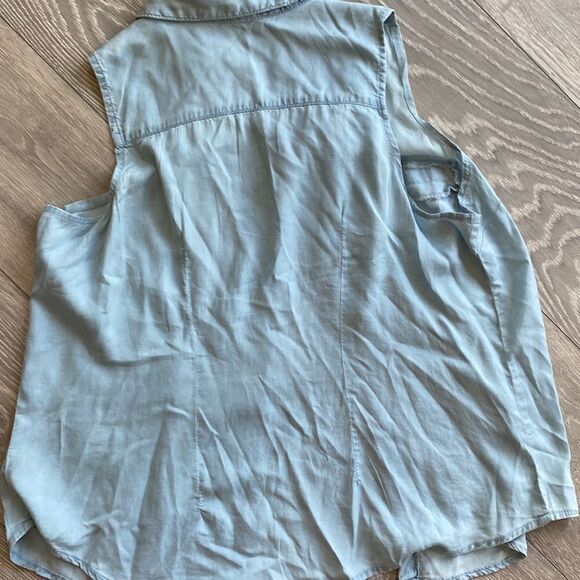 Stampede Time! Denim sleeveless top 🐎 🎉 - Picture 4 of 4